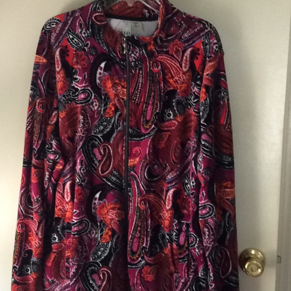 Like brand new. Lightweight jacket